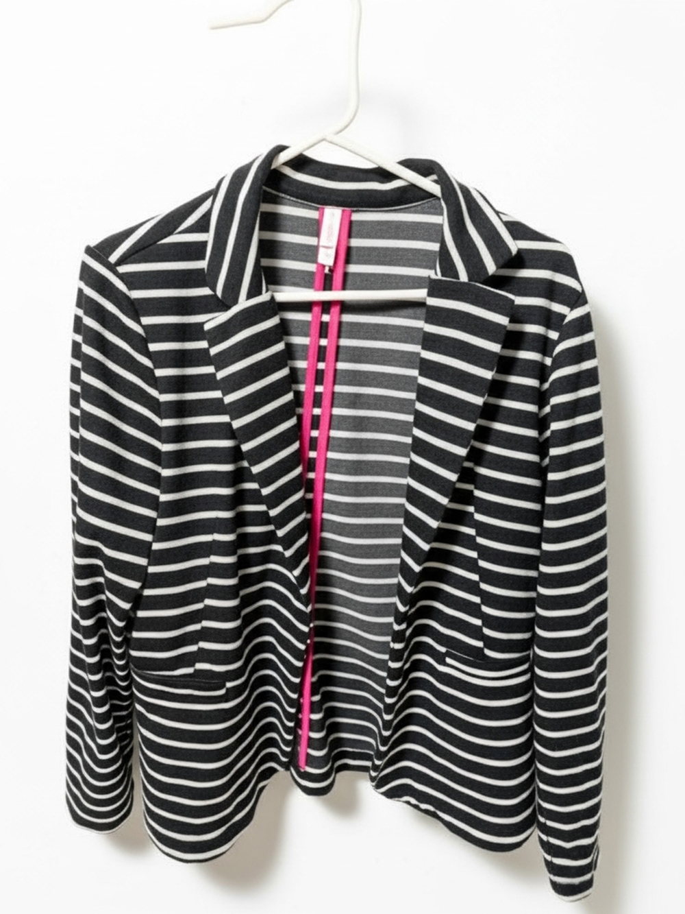 Xhilaration Black & White Striped Open-Front Blazer